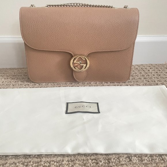NEW 100% Authentic Gucci Calfskin Interlocking G Crossbody Shoulder Bag in Beige - Picture 2 of 8